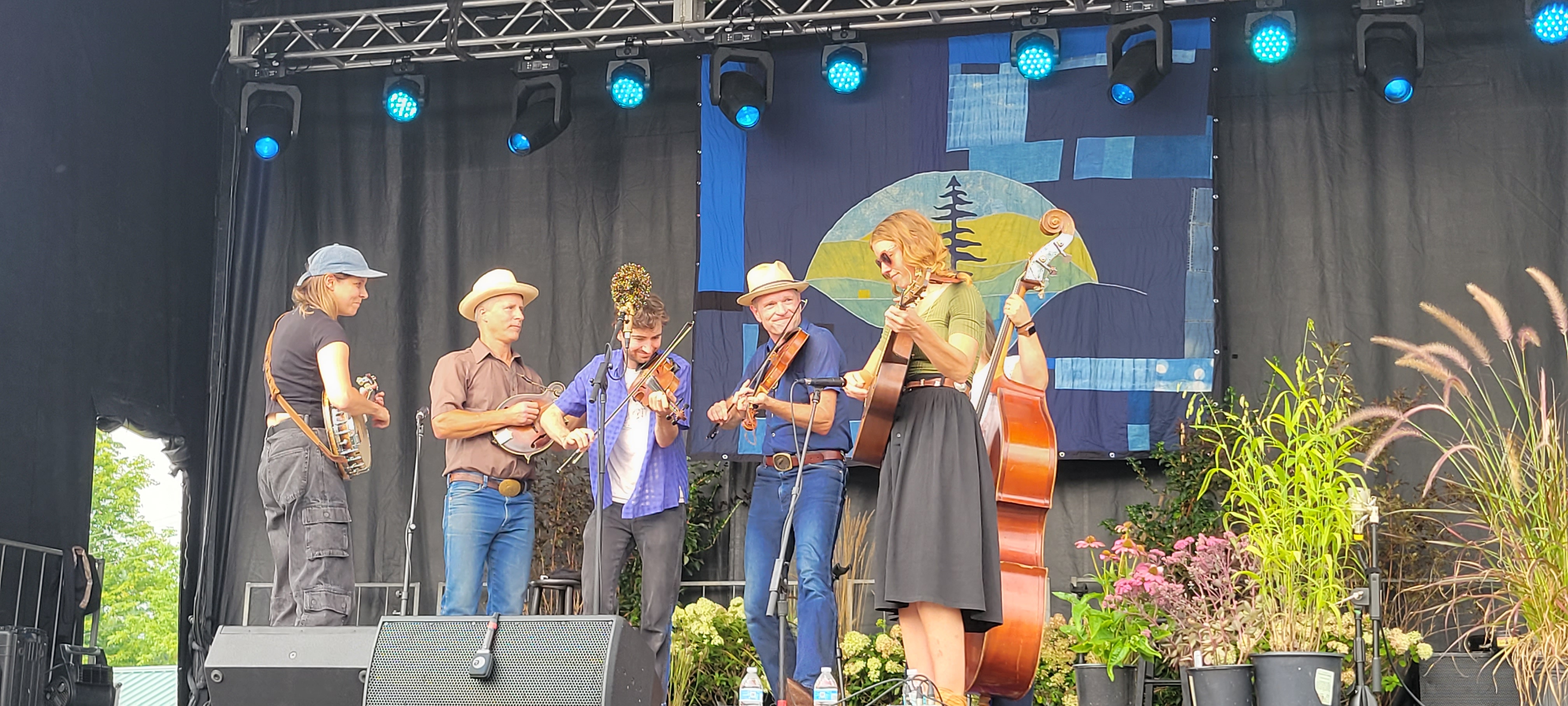 FoghornStringband2024-08-16GreenMountainBluegrassAndRootsFestivalManchesterVT (1).jpg